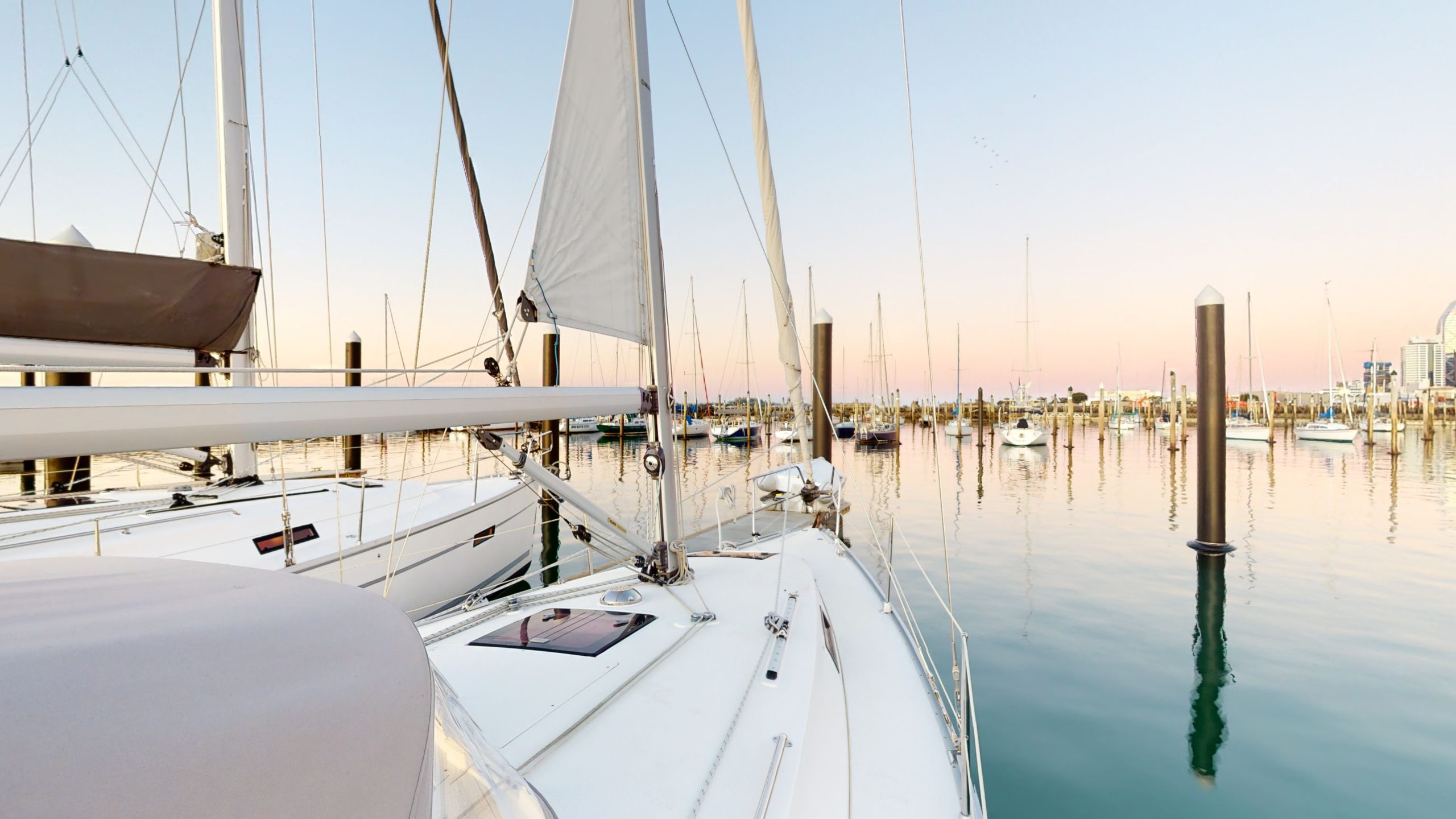 Bavaria-32-Island-Breeze-12162022_101144