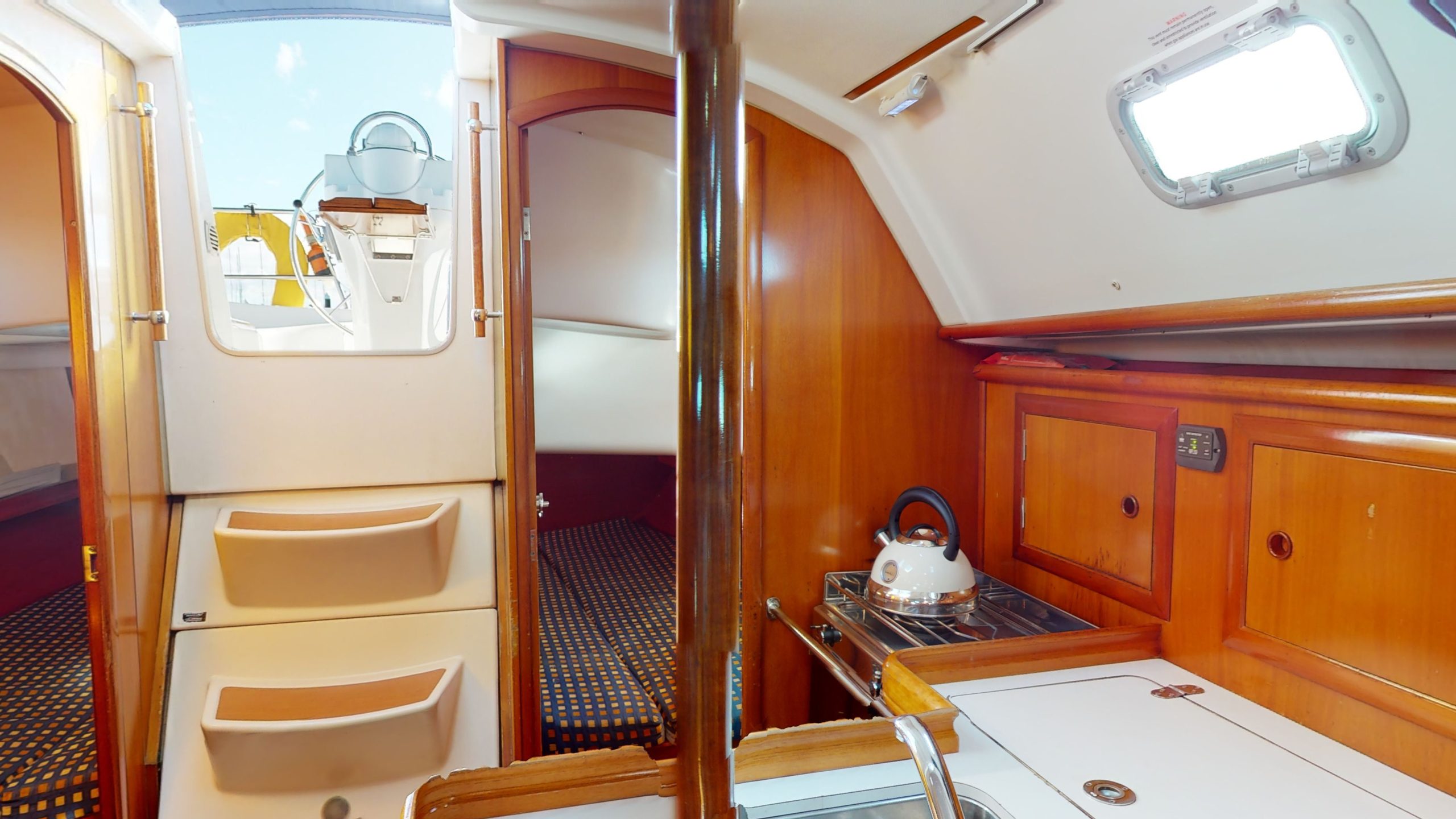 Beneteau-331-Ocean-Breeze-12052022_120604
