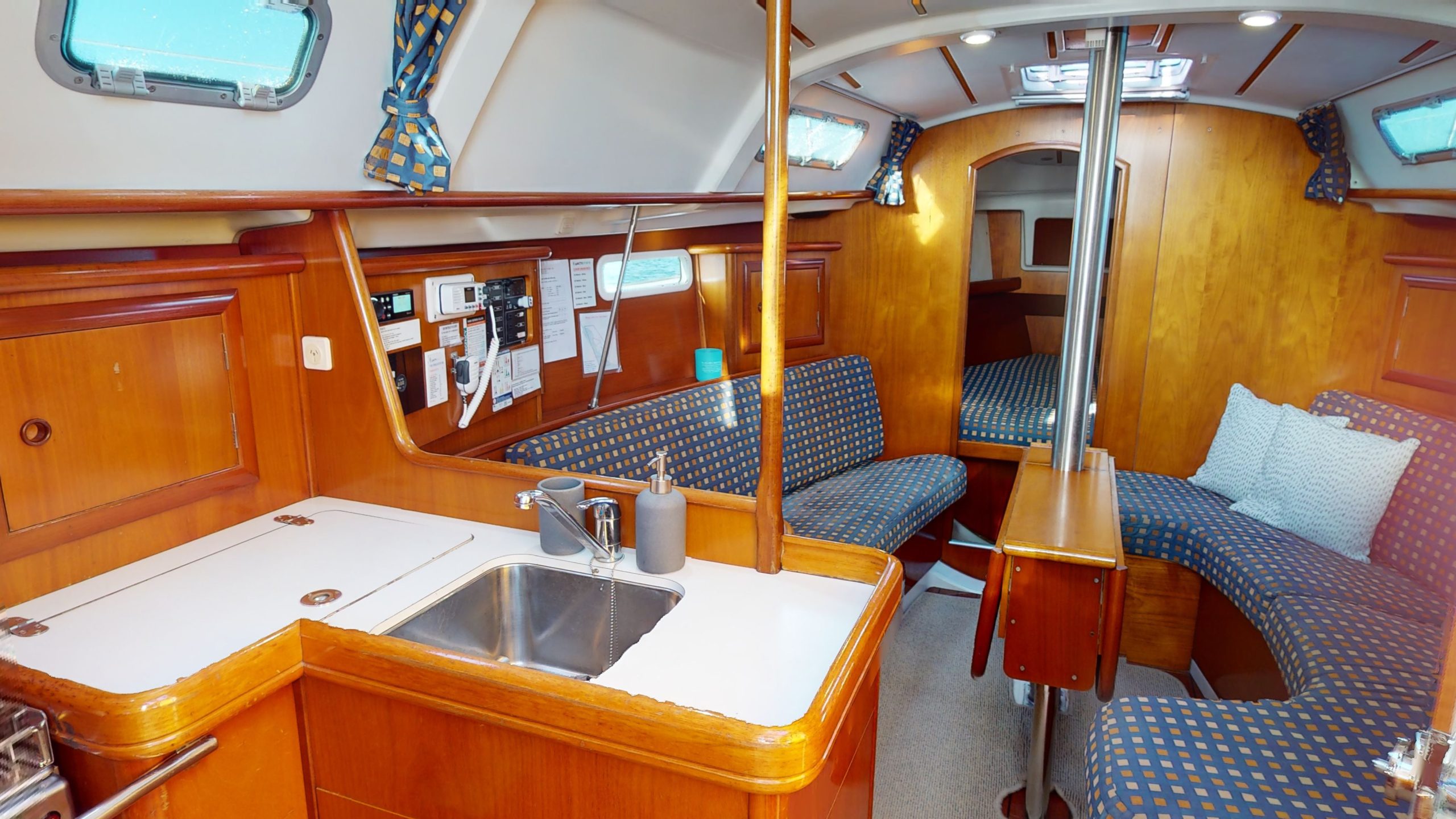Beneteau-331-Ocean-Breeze-12052022_120636