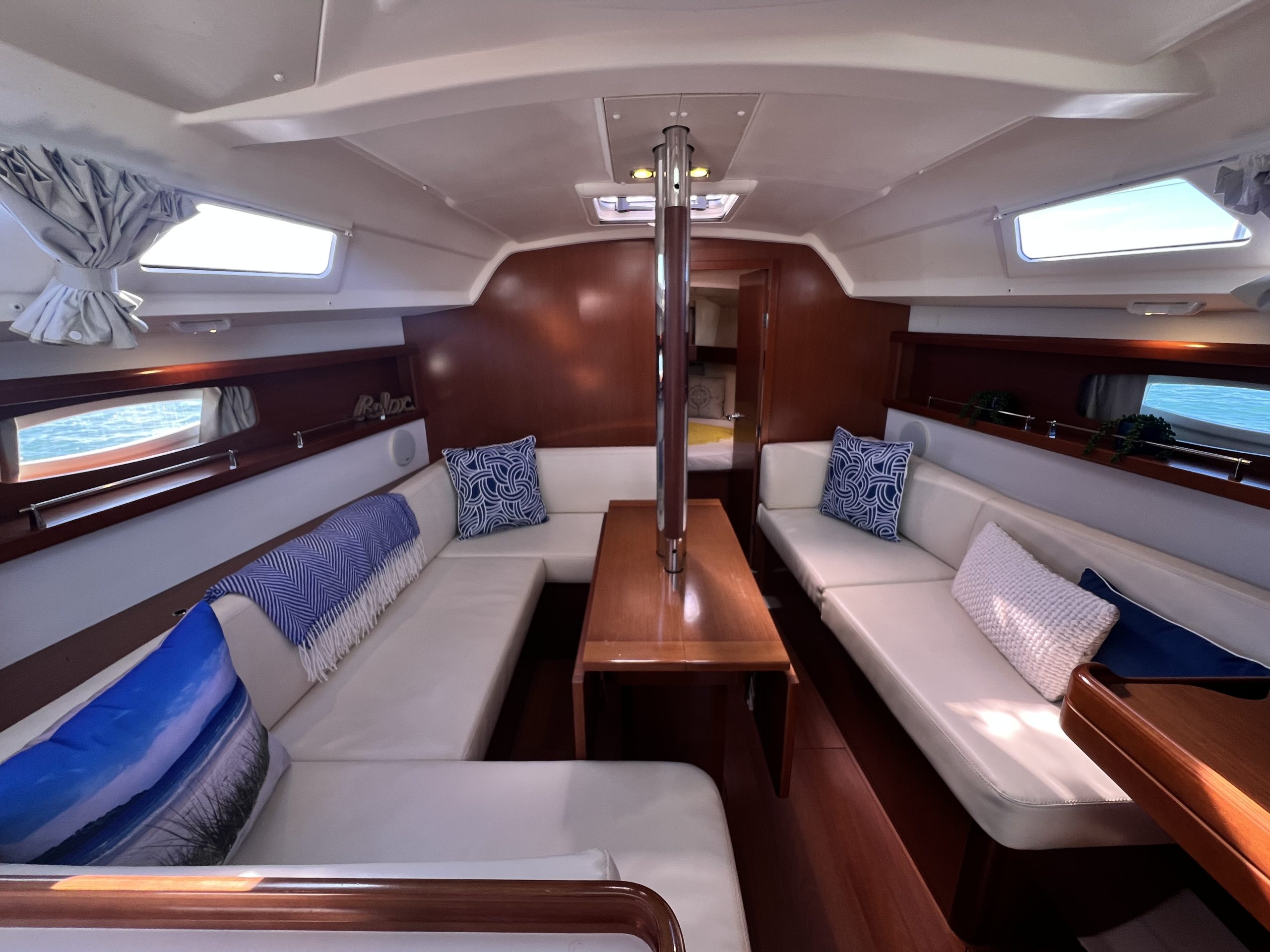 Saloon
