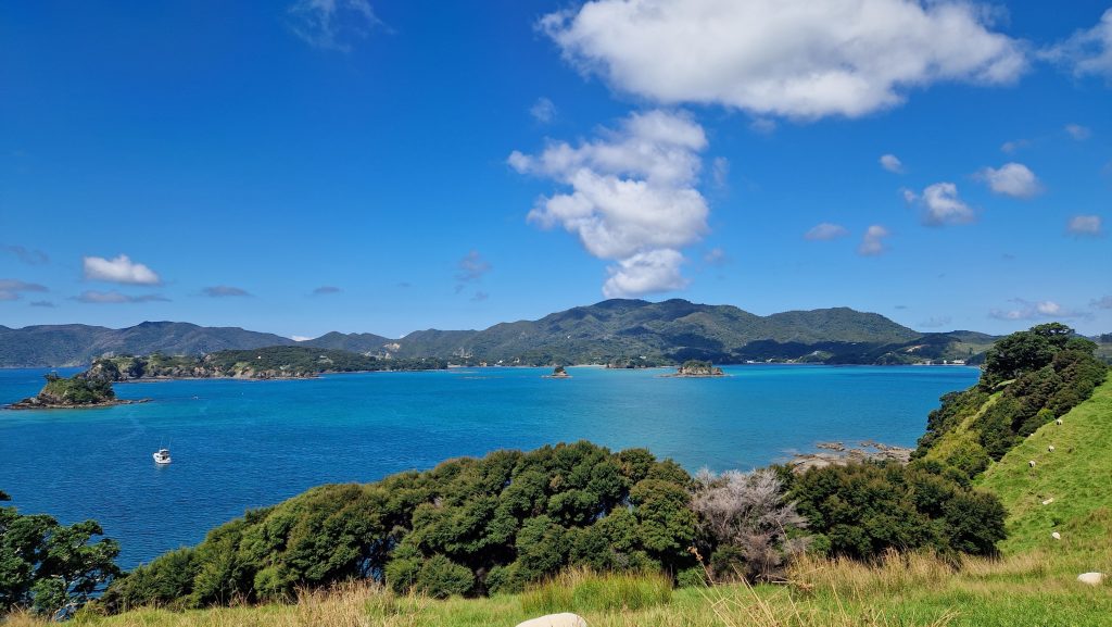 View from Urupukapuka to Mahenotiti and Te Ao islands